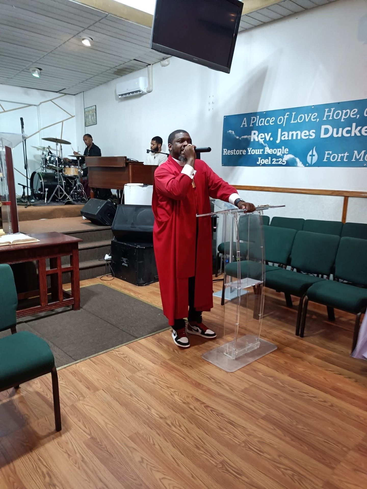 Bishop Singletary Preaching - Guest Pulpit, Fort Montgomery
